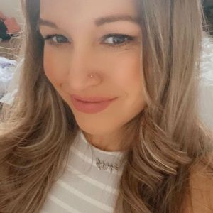 Meet your Posher, Marisela